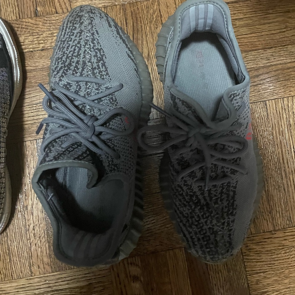 Yeezy 2018 good condition sneakers